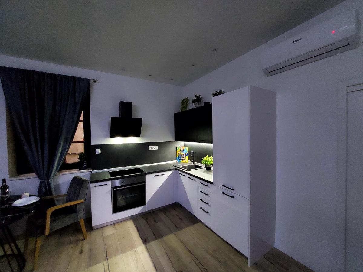 V Apartment Sibenik Exterior photo